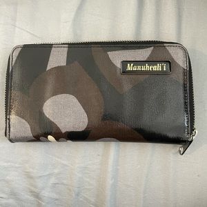 Manuhealii wallet